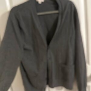 Women’s gap gray button up sweater